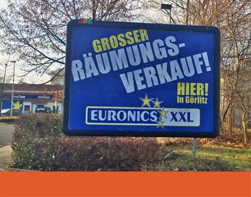 Beschriftung Plakatwand